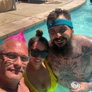 Meet your Posher, Dustin